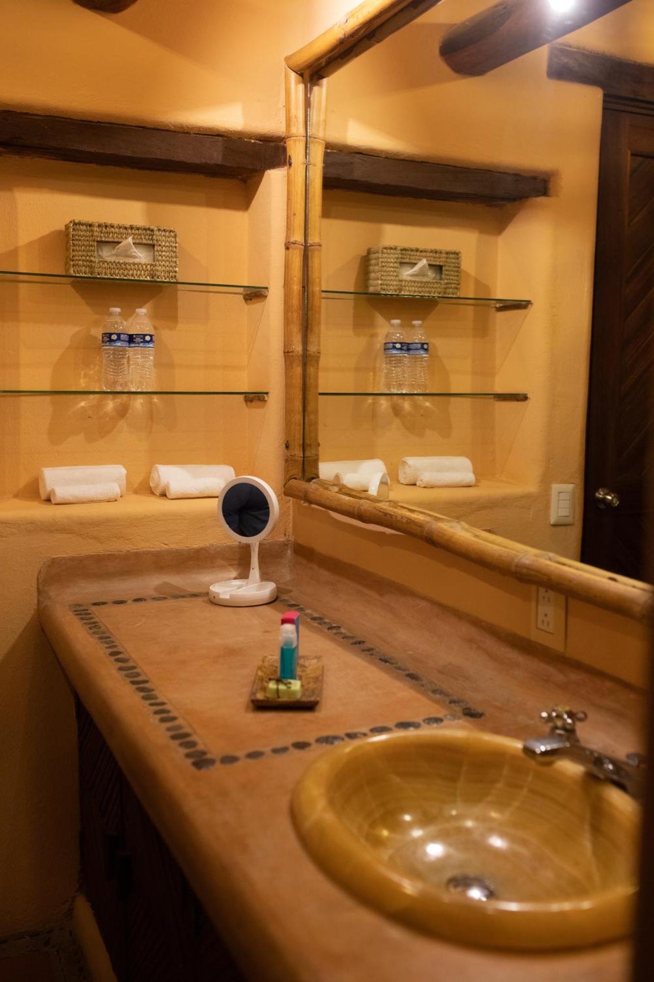 Puertas Paraiso Hotel Boutique Zihuatanejo Dış mekan fotoğraf